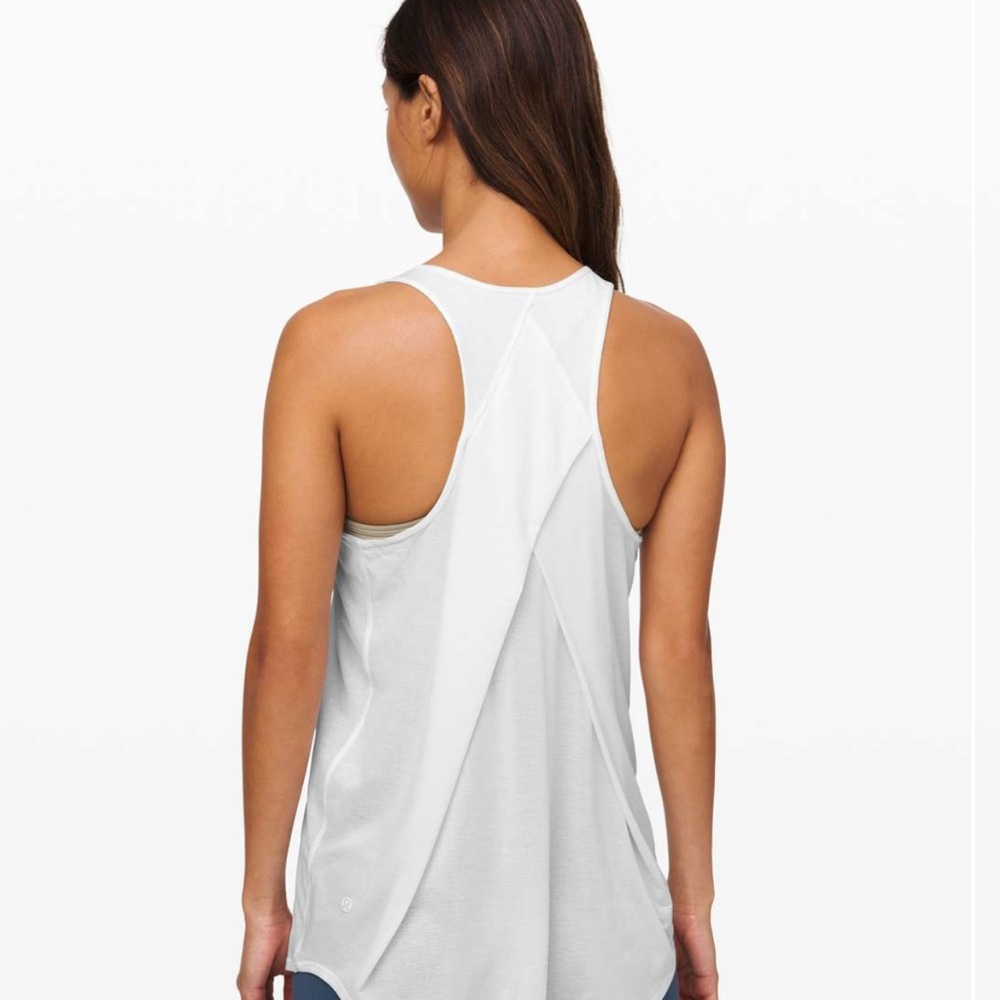 ❗️SOLD❗️ Lululemon Essential Tank - Pleated